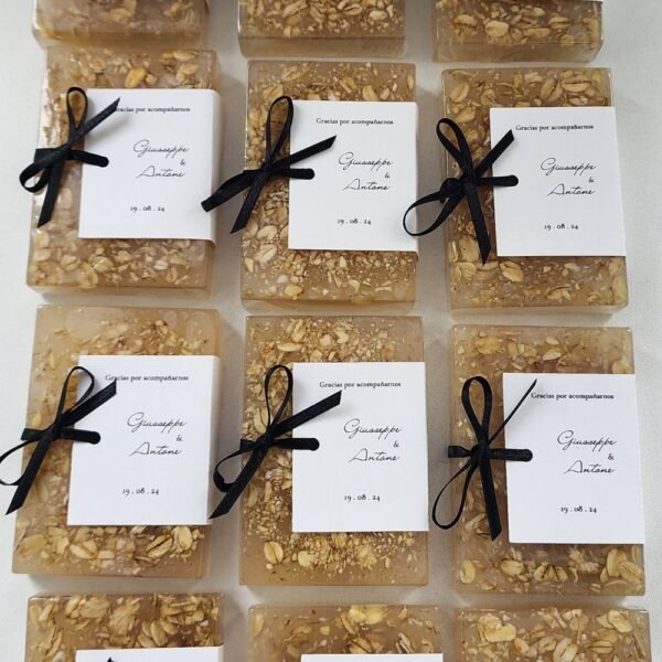 recuavena10002 Jabones rectangulares con cinta 100Gr.